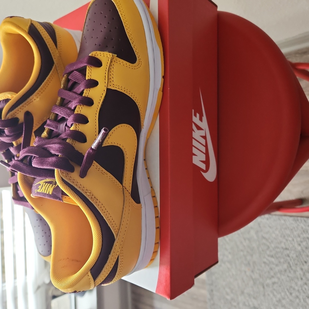 Nike Dunks - image 4